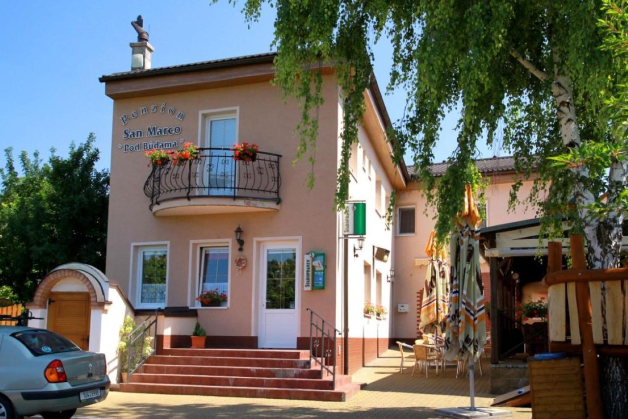 Hotel Penzion San Marco - Pod Budama à Mutěnice Extérieur photo